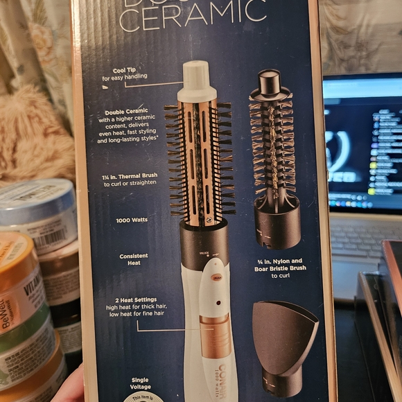 Conair Other - Ceramic Hot Air Brush - White and Gold